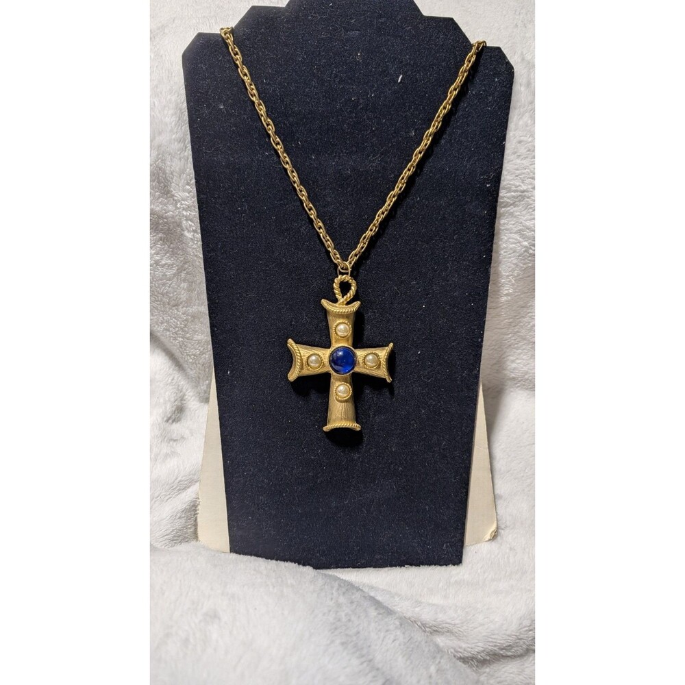 Vintage 70s gold-tone Byzantine Style Medieval revival cross pendant Les Bernard